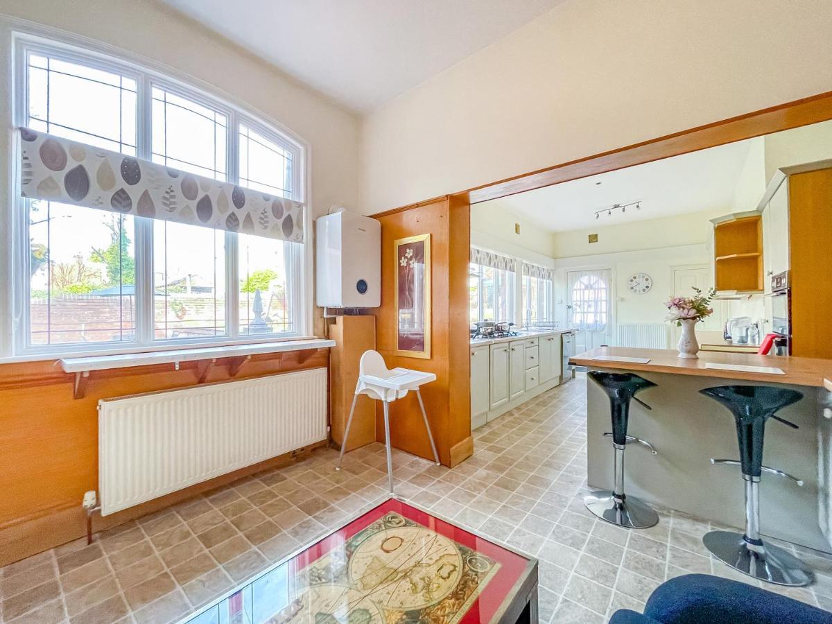 *Rg9Bc* For Your Most Relaxed & Cosy Stay + Free Parking + Free Fast Wifi * Leeds  Exteriör bild