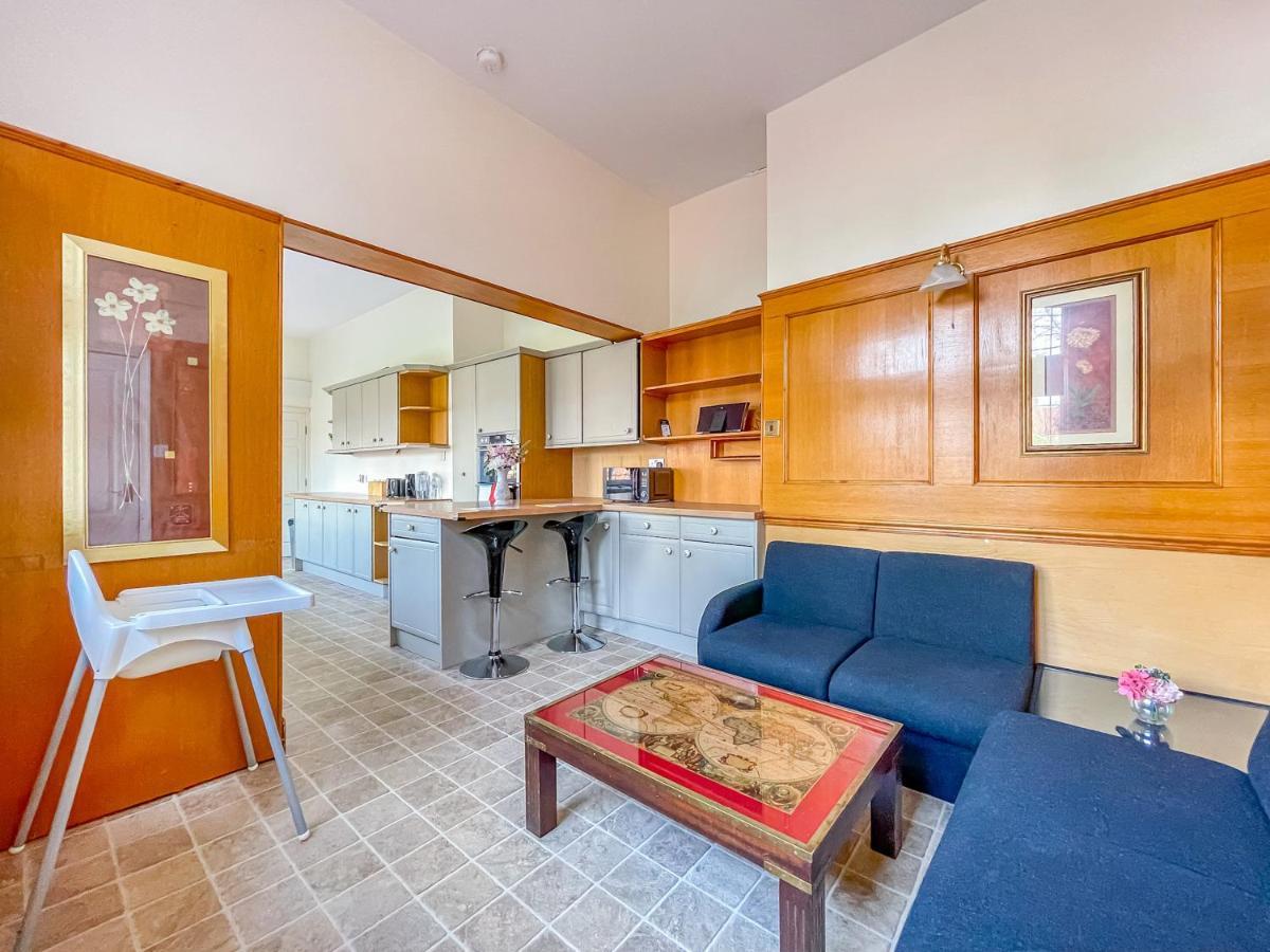 *Rg9Bc* For Your Most Relaxed & Cosy Stay + Free Parking + Free Fast Wifi * Leeds  Exteriör bild